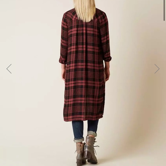 Gimmicks by BKE Plaid Duster Cardigan w/ Velour Details - Picture 2 of 6